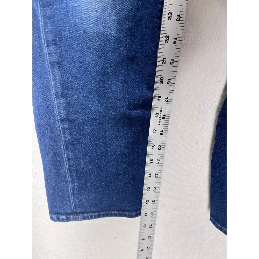 Old Navy Boot-Cut Jeans Boys Size 12 Blue Built-In Flex Denim 3444